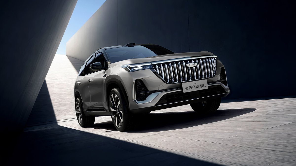 Новый Geely Atlas с адаптивной подвеской