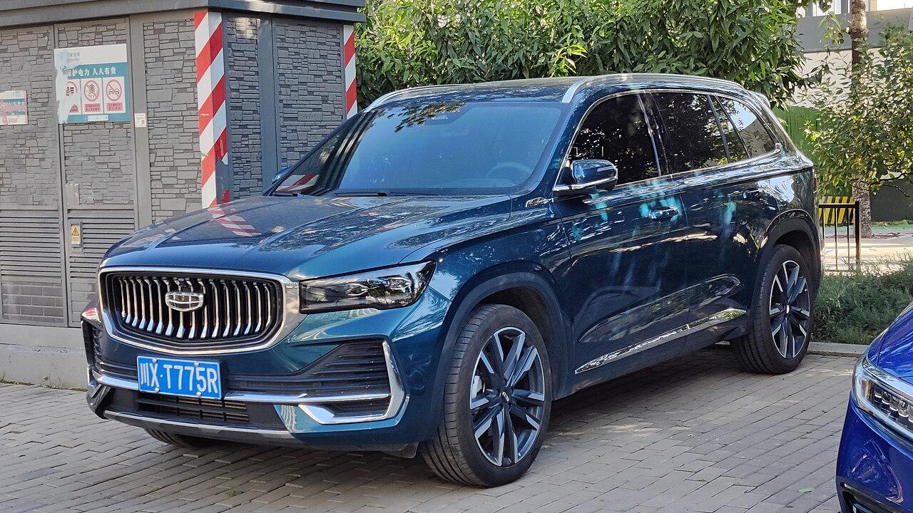 Кроссовер Geely Monjaro