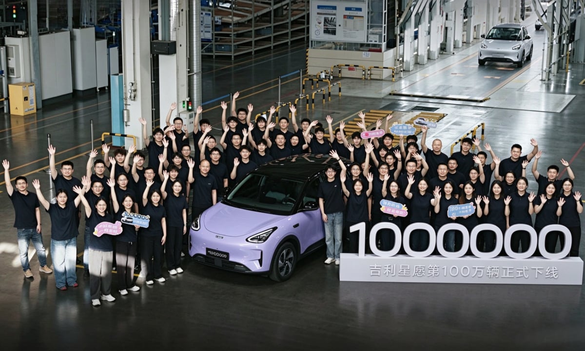 Geely EX2 (Xingyuan) — миллионный экземпляр электрохэтчбека