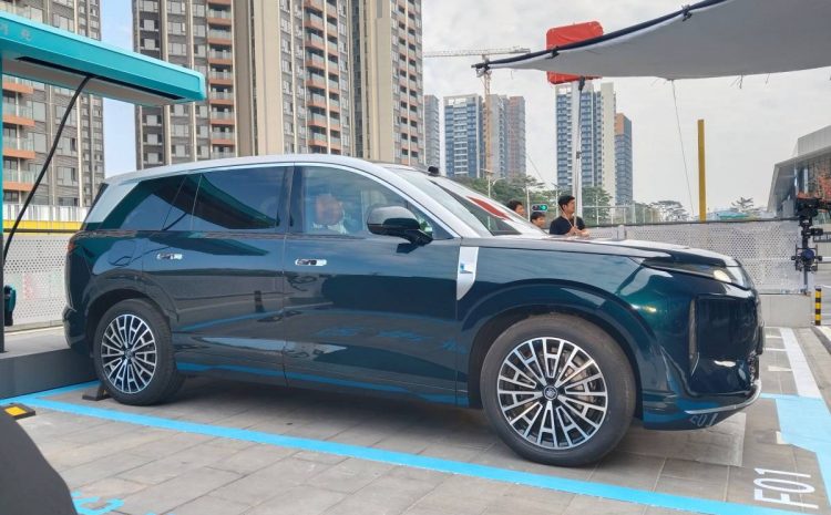  Новый электрический внедорожник BYD Datang: 30 000 предзаказов за сутки!