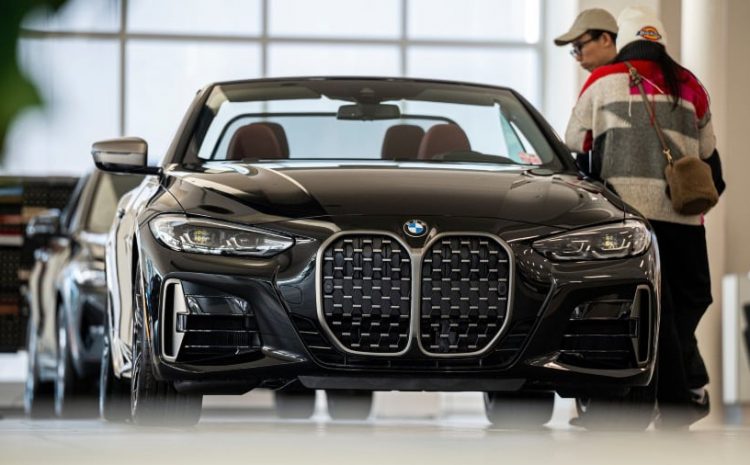  BMW сохраняет прогнозы до 2026 года, несмотря на спад прибыли в первом квартале