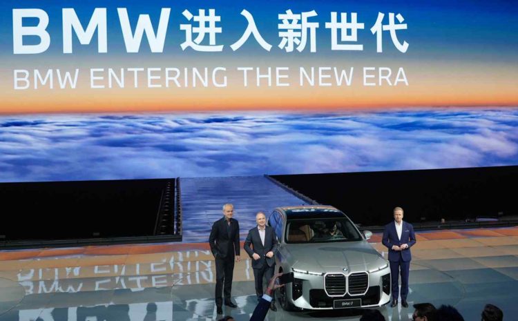 BMW и Mercedes борются за китайский рынок