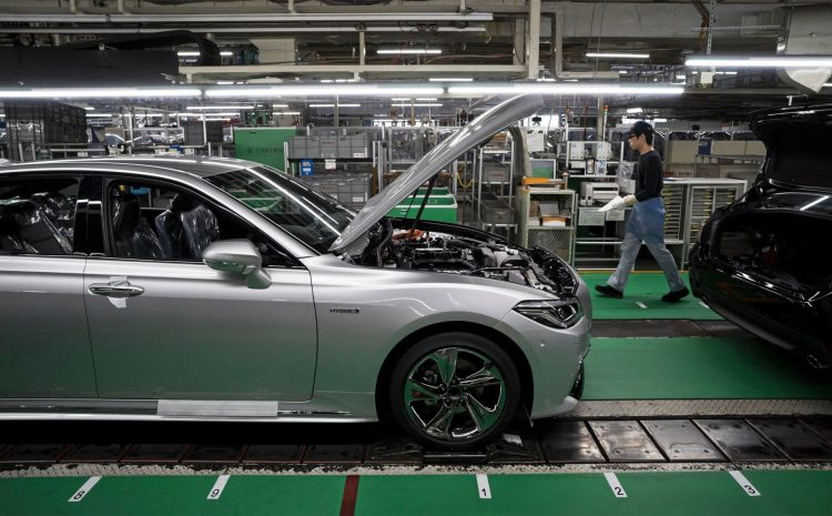  Toyota теряет прибыль, а Porsche сокращает персонал