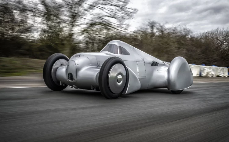  Audi воссоздала суперкар 1935 года с V16