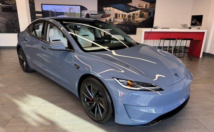 Tesla добавила новые цвета для Model 3 и Model Y