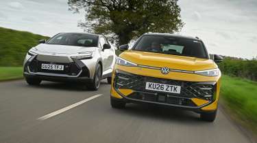  Volkswagen T-Roc против Toyota C-HR: кто победит?