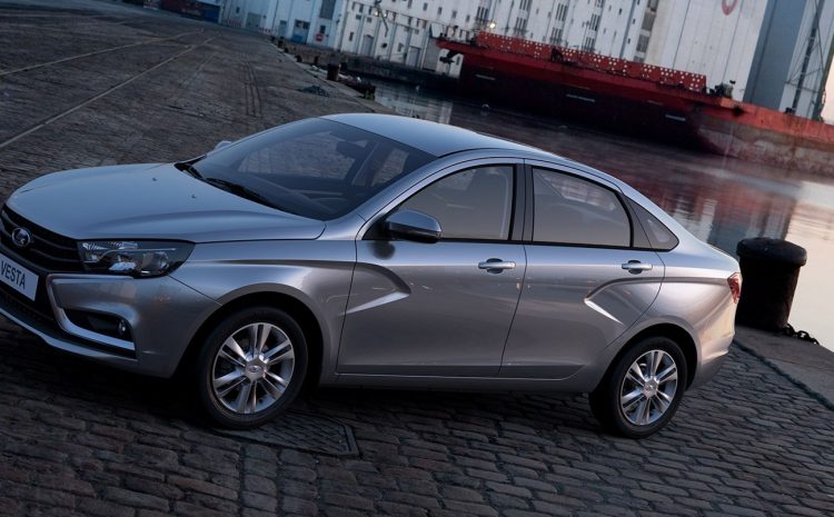  Lada Vesta, Geely Emgrand или Omoda S5: что выбрать в 2026 году?