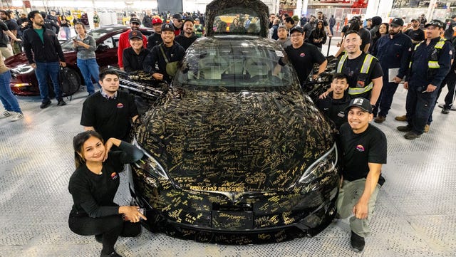  Tesla попрощалась с Model S и Model X