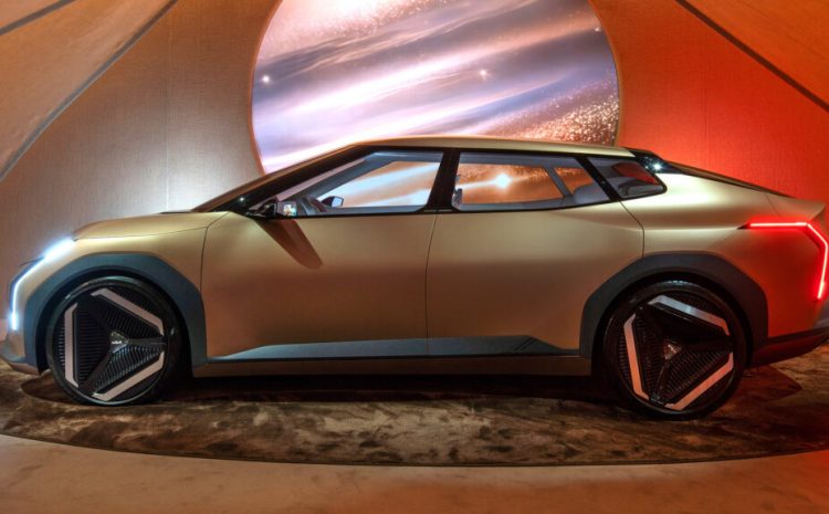 Kia готовит электрического преемника Stinger