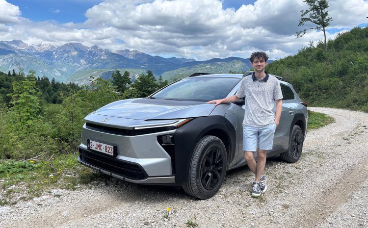  Toyota bZ4X Touring: необычный электромобиль с внедорожными способностями