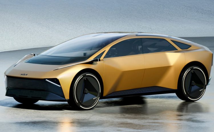  Kia готовит электропреемника Stinger