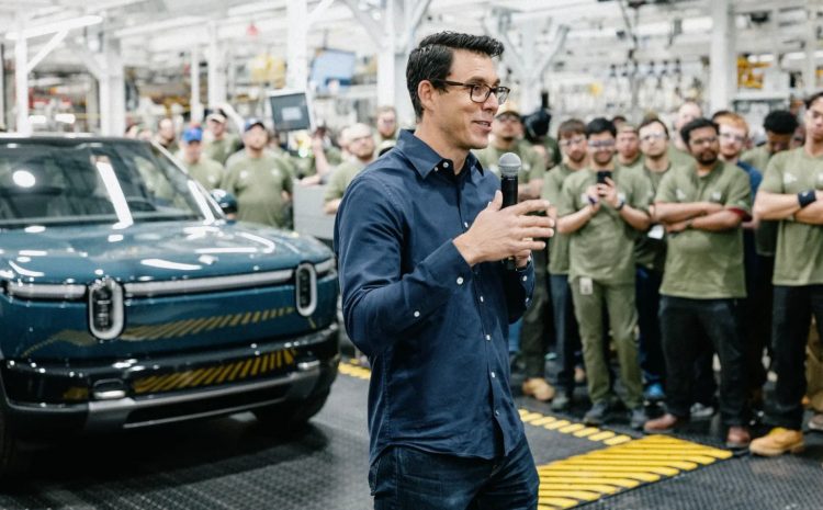  Rivian готовится объявить о первых поставках R2