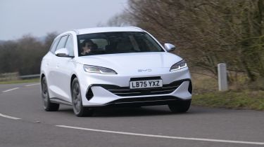  BYD Seal 6: семейный гибрид по суперцене!