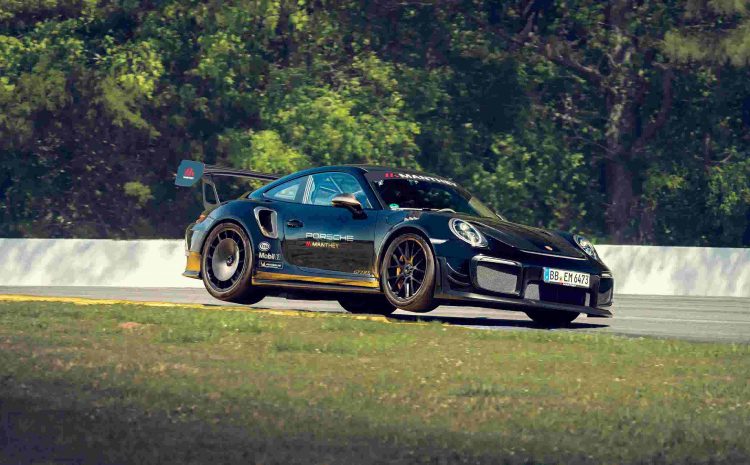  Porsche 911 GT2 RS побил рекорд Corvette ZR1 на Road Atlanta