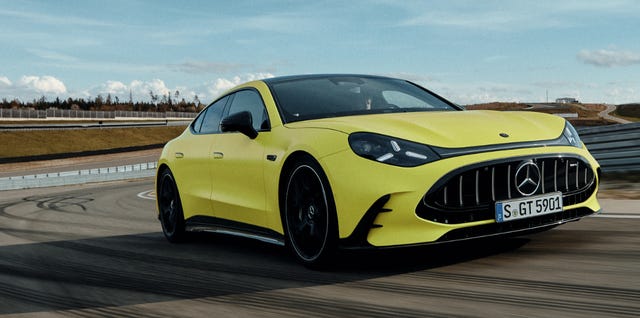  Электрический Mercedes-AMG GT 4-Door Coupe 2027 — новый уровень тишины и мощи!