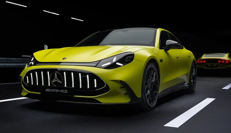  Электрический Mercedes-AMG GT 4-Door Coupe 2027 — новый уровень тишины и мощи