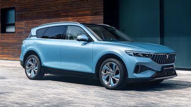  Peugeot будет выпускать китайские Voyah во Франции
