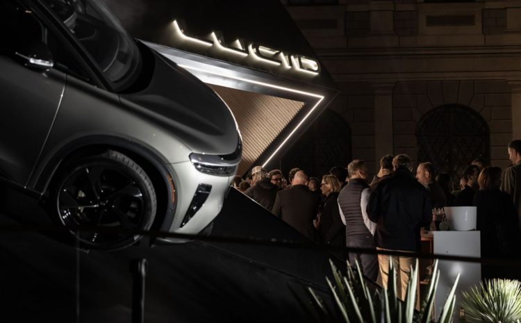  Крупные инвесторы продолжают скупать акции Lucid, несмотря на падение их стоимости