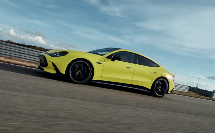  Mercedes-AMG представил полностью электрический GT 4-Door