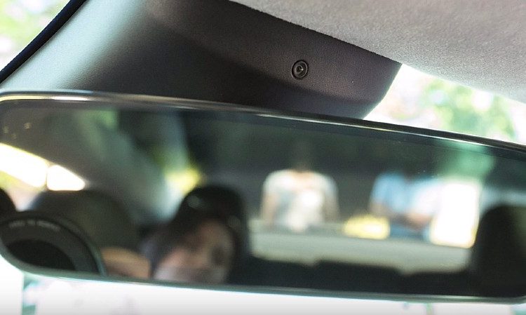  Tesla сделала Full Self-Driving менее назойливым