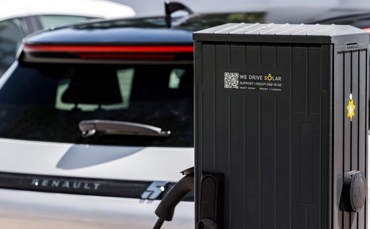  Электромобили Renault станут мобильными батареями