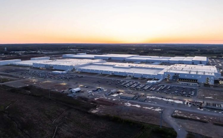  Ford меняет курс: от батарей к хранению энергии