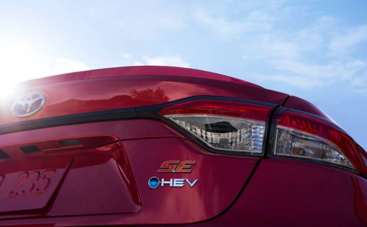  Toyota оказалась права: скептики признают успех гибридных технологий