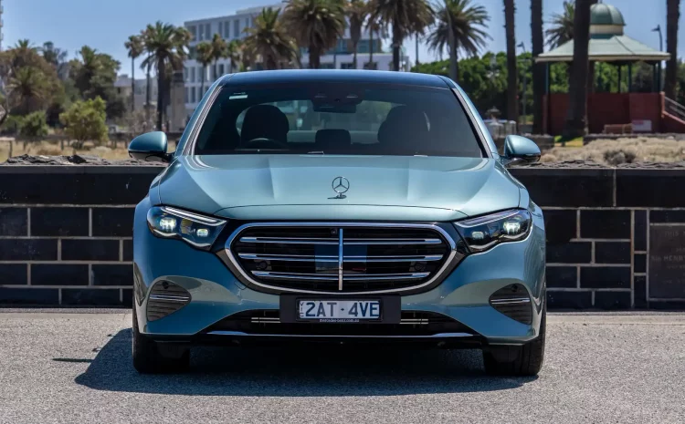  Mercedes-Benz E200 2026: стоит ли брать базовую модель?