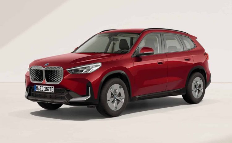  Проблемы с производством BMW iX1: не хватает колёс!