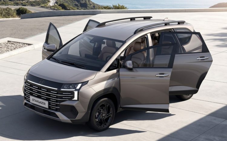  Hyundai представил доступный 7-местный минивэн