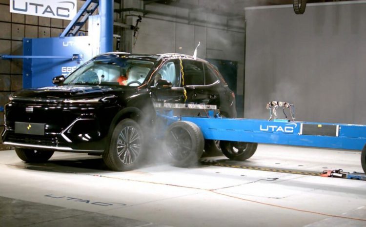  Geely провела экстремальный краш-тест своего Starray EM-i во Франции