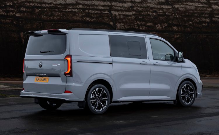  Volkswagen Transporter Sportline: семейный фургон с характером