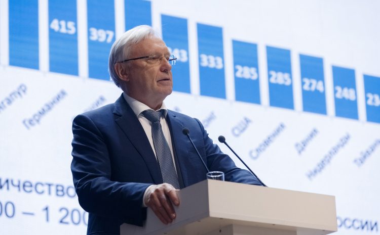 КАМАЗ тонет в долгах: что происходит с автогигантом?