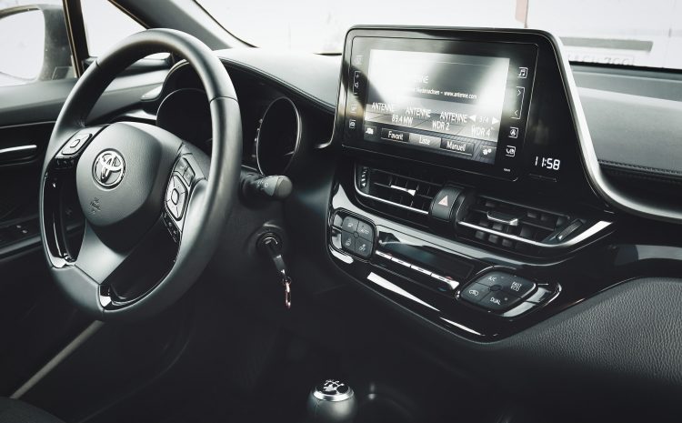  Кроссоверы Kia Sonet появились в российских автосалонах