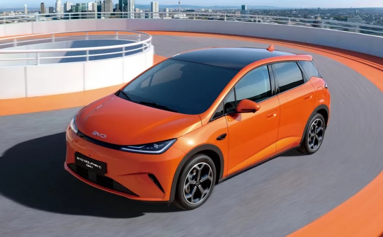  BYD готовит для Европы гибридный хетчбэк Dolphin G