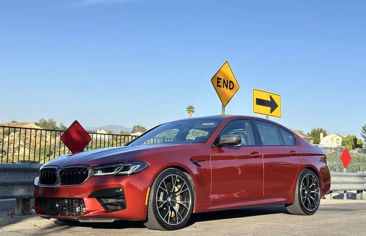  Роскошный BMW M5 Competition 2021 года продаётся в Калифорнии