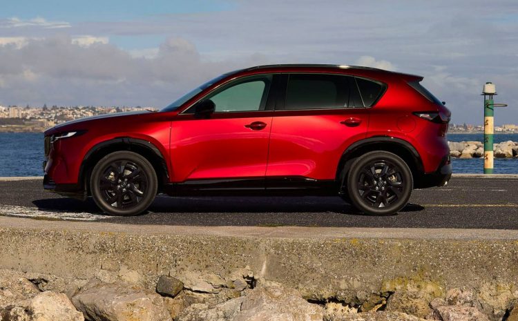  Mazda CX-5 бросает вызов немецким люксовым SUV