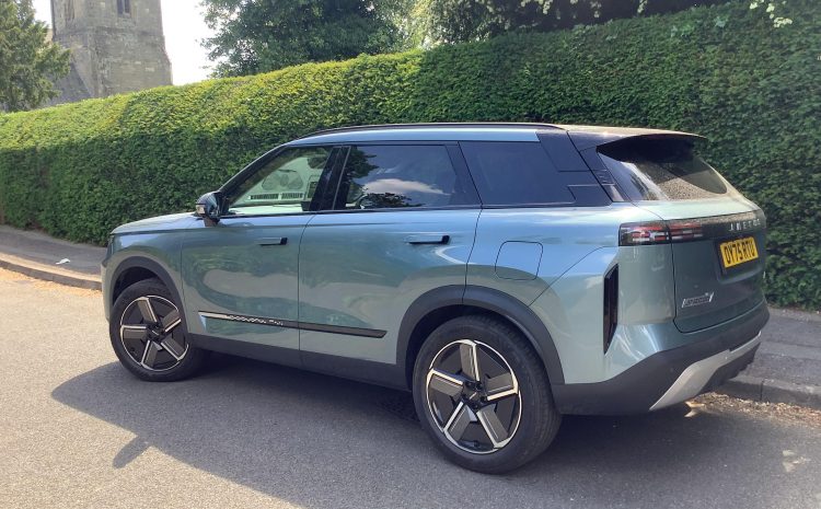  Jaecoo 7: китайский SUV, который покорил Британию