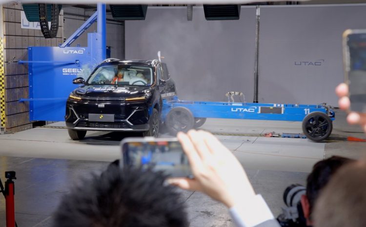  Geely EX5 прошёл необычный краш-тест