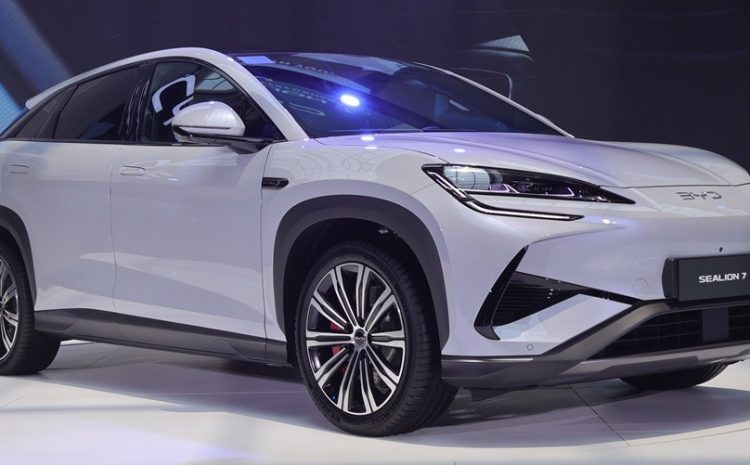  BYD Sealion 7: новый электрический кроссовер в PH